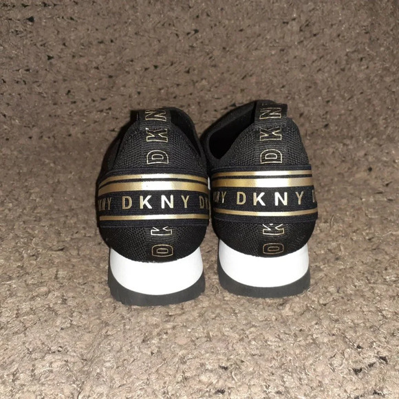 DKNY-Abbi Pull On Sock  Sneaker-Air Knit-Black/White/Gold-Sz 9.5-Near Mint - Picture 6 of 8